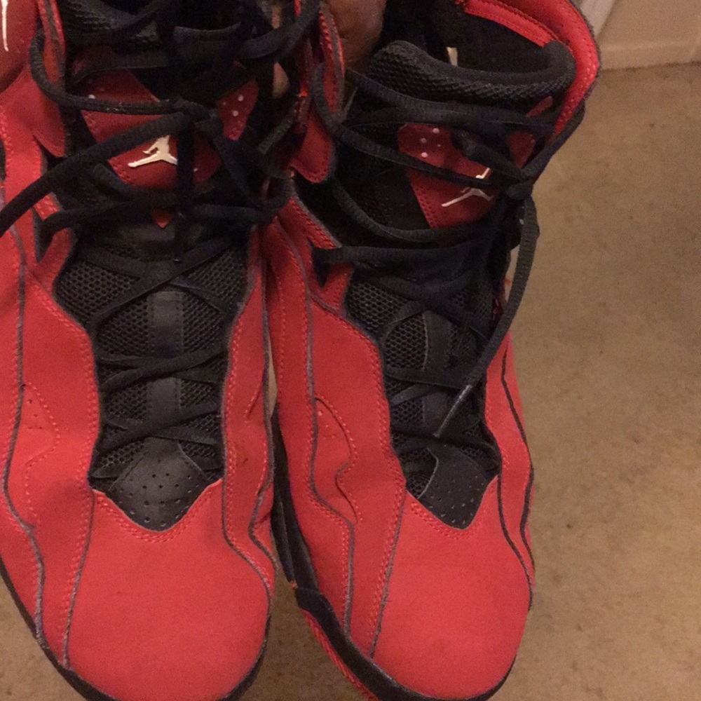 True flight Jordan 6’s